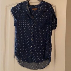 Short sleeve chambray top never worn!!!